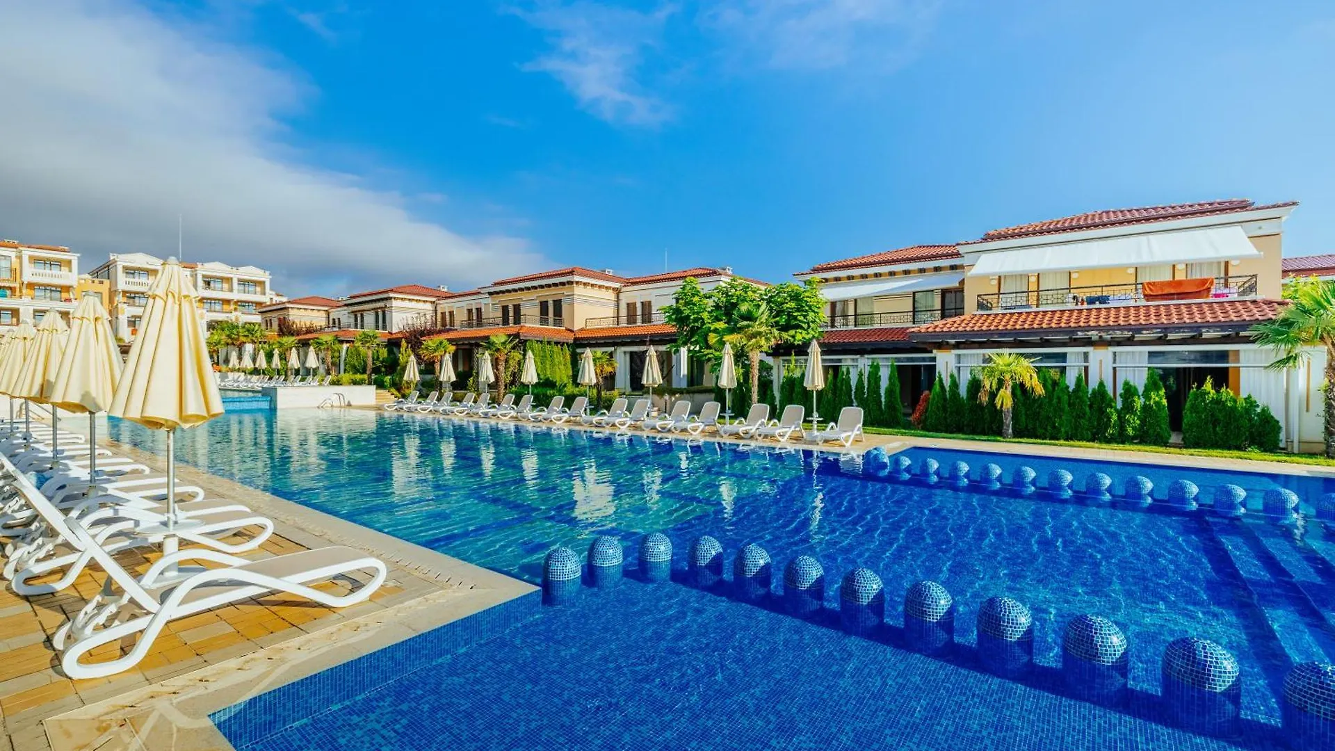 Green Life Sozopol Antares Bulgaria